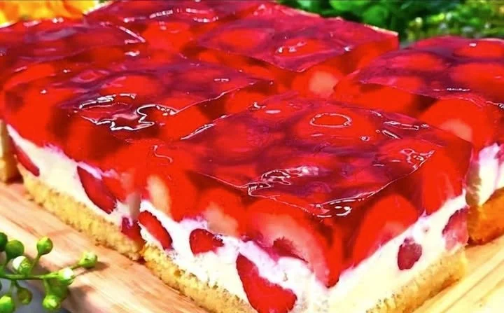 Der legendäre Erdbeerkuchen