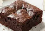 Fudgy Protein-Brownies mit Schokoladengeschmack und hohem Proteingehalt