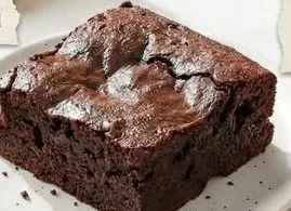 Fudgy Protein-Brownies mit Schokoladengeschmack und hohem Proteingehalt