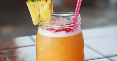 Erfrischender alkoholfreier Cocktail St. Kitts mit frischen Zutaten.