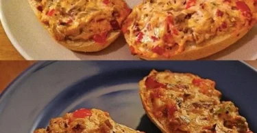 Frisch gebackene Fernseh Brötchen auf einem Holzbrett serviert.