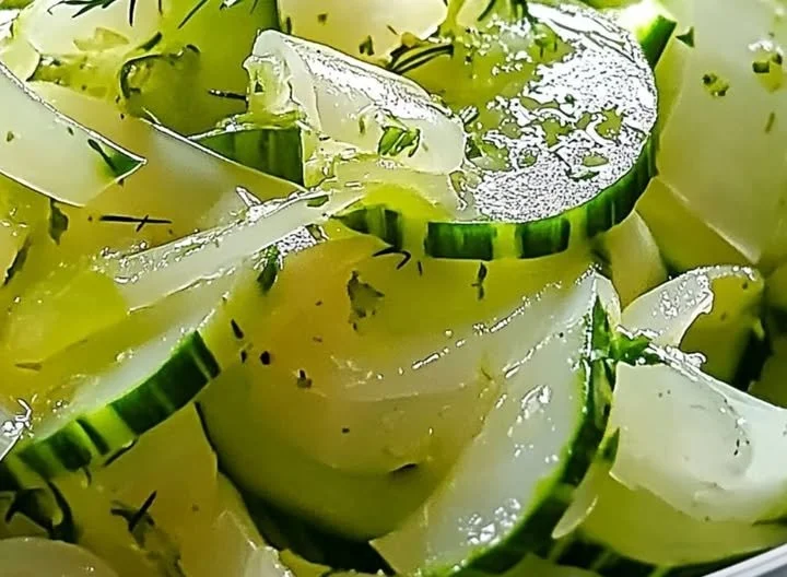Gurkensalat mit Chinakohl, ein leichtes Rezept zum Abnehmen