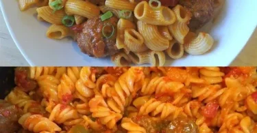 Pasta mit Ajvar und Cevapcici auf einem Teller serviert