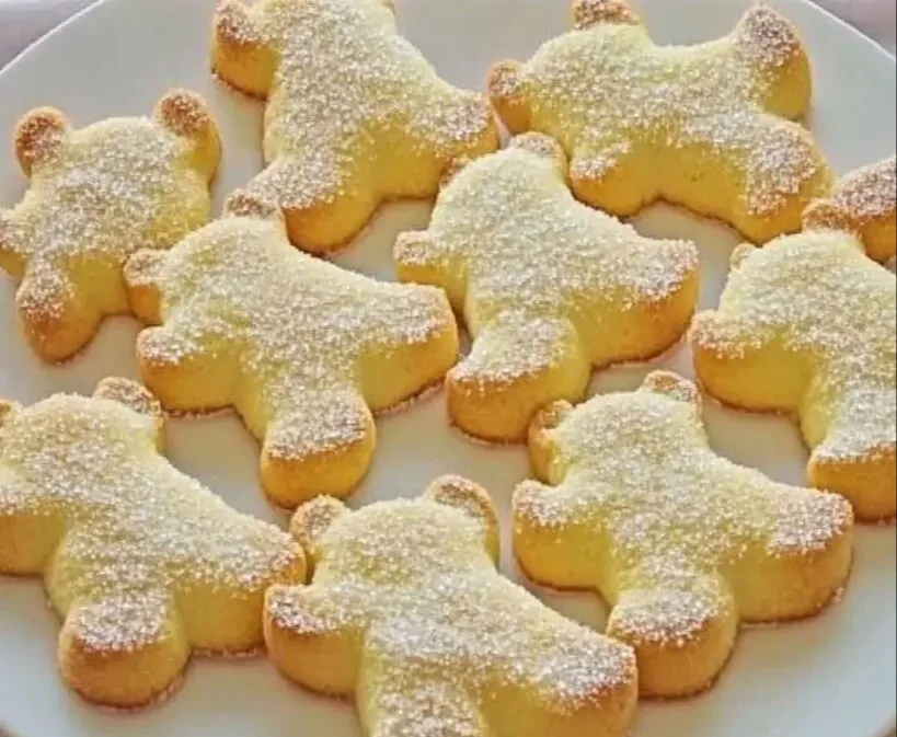 Leckere Bunny Cookies in Form von süßen Hasen für Osterfeiern
