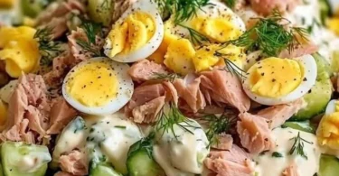 Eier-Gurken-Thunfischsalat - frischer, gesunder Salat mit Thunfisch und Gurken