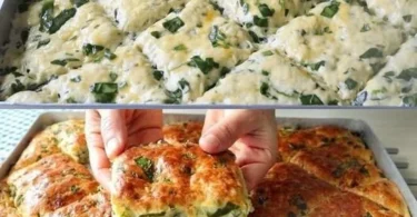 Leckere griechische Spinat-Pastete mit Spinat und Feta gefüllt.