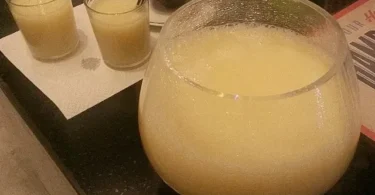 Erfrischende Pina Colada Bowle für Partys und Sommerfeste