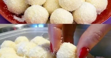 Leckere Weihnachts Raffaellos in festlicher Verpackung