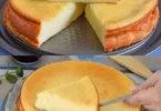 Blitz Käsekuchen frisch zubereitet und bereit zum Backen im Ofen