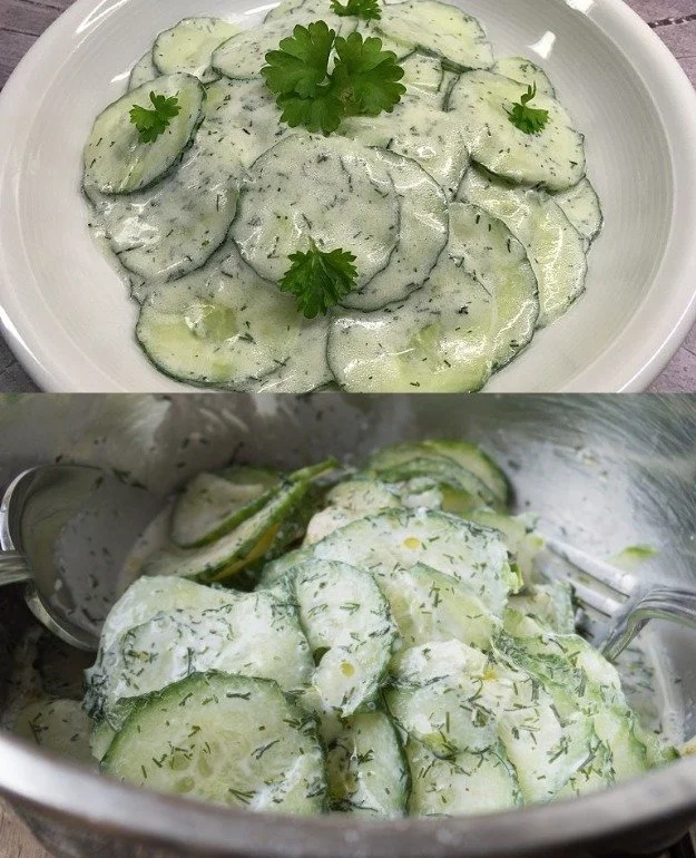 Frischer Gurkensalat mit Joghurt auf einem Teller serviert