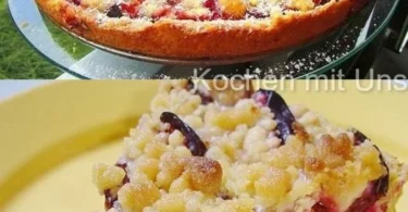 Pflaumenkuchen mit Zimtstreuseln frisch gebacken auf einem Teller