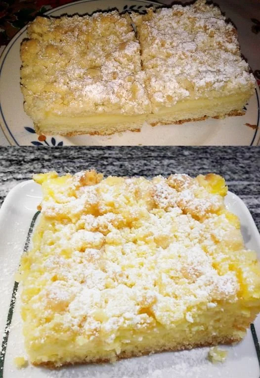 Streuselkuchen mit Vanillepudding auf einem Kuchenteller serviert