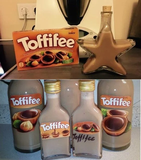 Flasche Toffifee-Likör mit Karamell und Nougatgeschmack