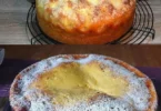 Saftiger Apfel-Sauerrahmkuchen mit frischen Äpfeln und cremigem Sauerrahm