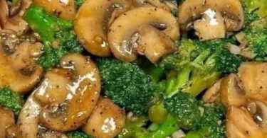 Leckere Brokkoli Champignon Pfanne mit frischem Gemüse