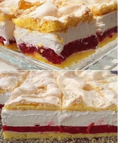 Sahne-Kirschtorte mit frischen Kirschen und Sahne garnierte Torte auf einem Teller
