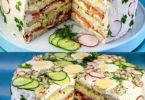 Sandwichtorte mit 10 Scheiben Brot für festliche Anlässe
