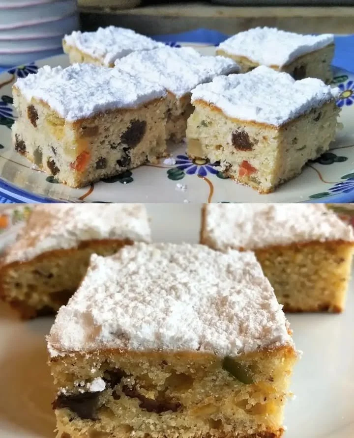 Stollenkuchen vom Blech mit Marzipan, frisch gebacken und dekoriert