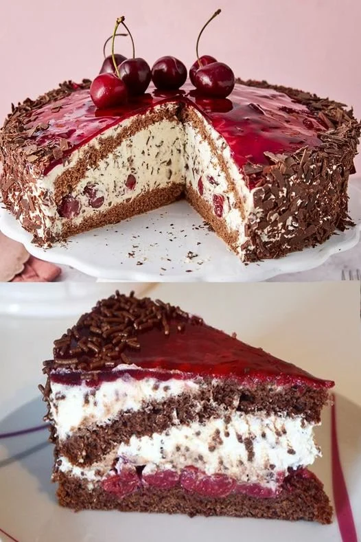 Stracciatella Kirsch Torte mit Schokoladenstückchen und Kirschen