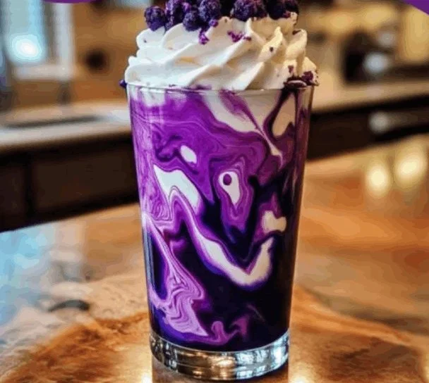 Das muss man probiert haben, Blaubeer Latte mit 200 g Blaubeeren! - Kochen Mit Uns