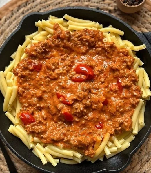 Frischkäse Bolognese mit 500 g Hackfleisch und Frischkäse - Kochen Mit Uns