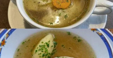 Hausgemachte Grießnockerl in einer herzhaften Suppe serviert
