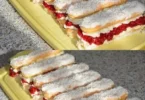 Leckere Mascarpone Stäbchen auf einem Teller serviert