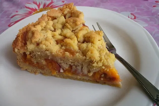 Nektarinen-Streuselkuchen