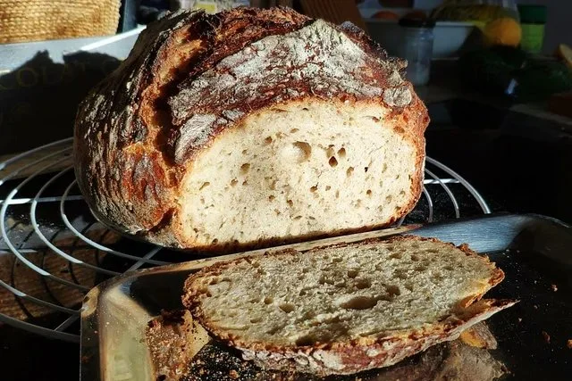 Sauerteigbrot